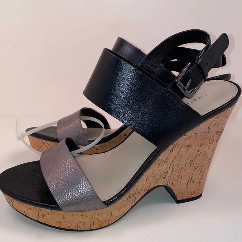 Black Gardenia Wedges Franco Sarto
